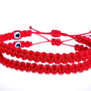 Red string evil eye bracelet, red evil eye wristband, adjustable - unisex